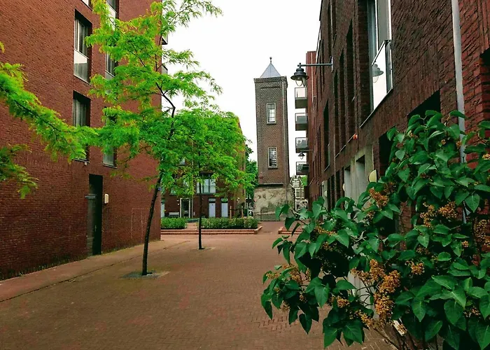 Goudse Watertoren, \'T Kleinste Woontorentje Van Nederland